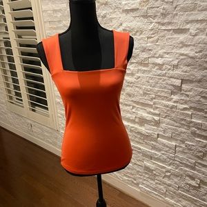 Orange caché top